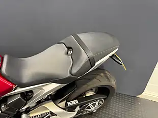 Used 2022 Honda CB1000R - Interior and Exterior details 16