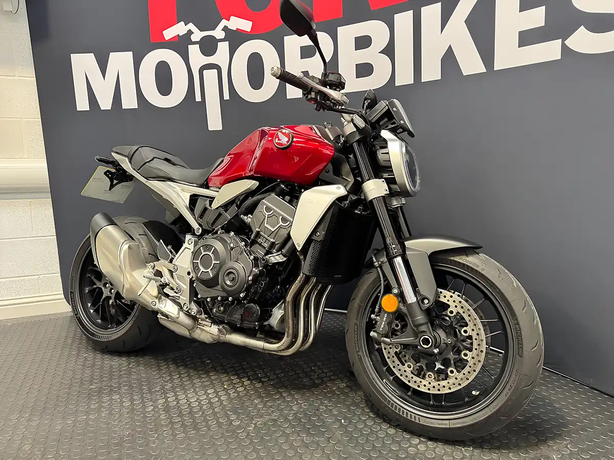 Used 2022 Honda CB1000R - Interior and Exterior details 5