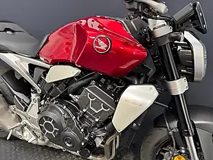 Used 2022 Honda CB1000R - Interior and Exterior details 9