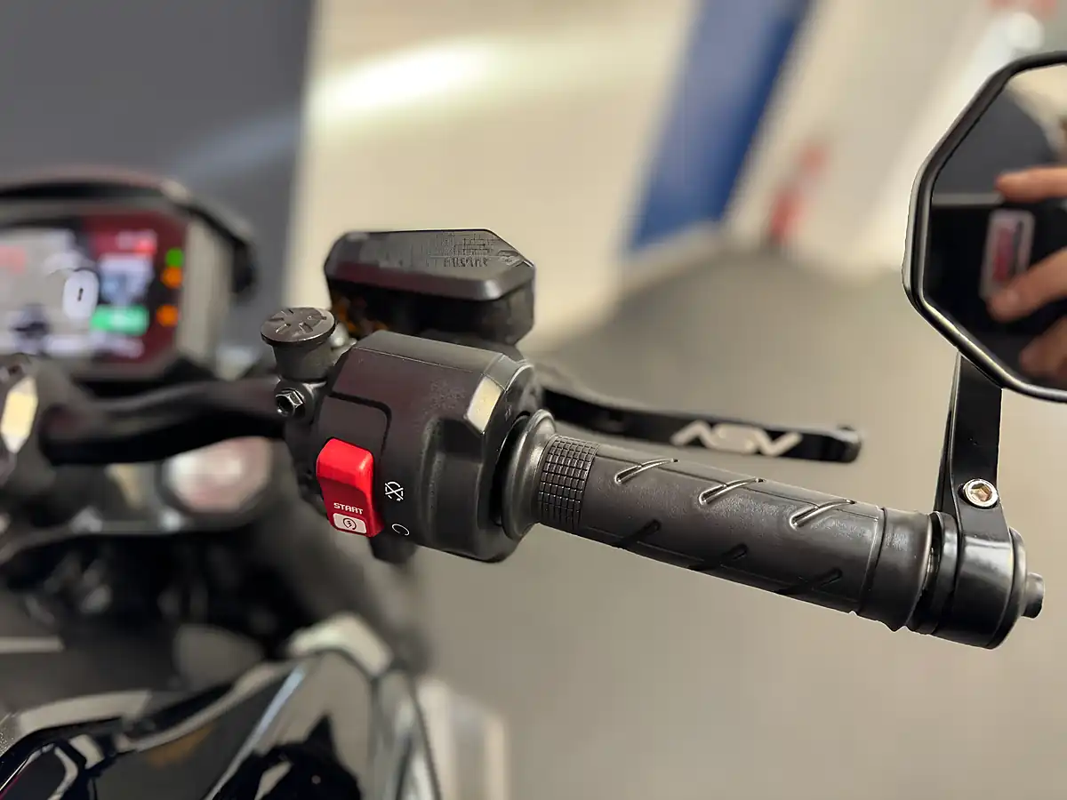 Used 2022 Honda CB1000R - Interior and Exterior details 14