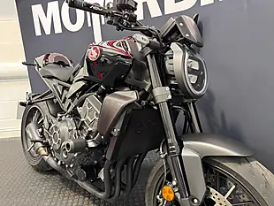 Used 2022 Honda CB1000R - Interior and Exterior details 9