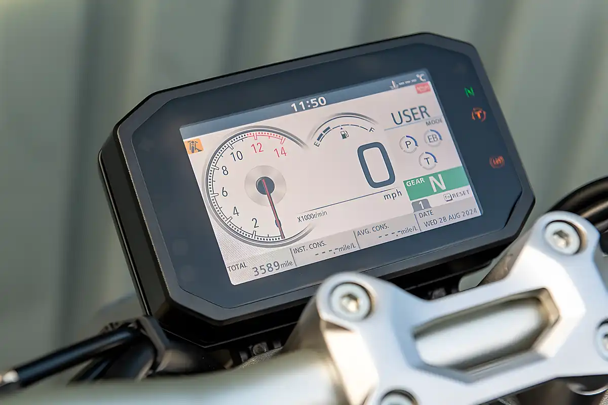Used 2022 Honda CB1000R Nea Sports Cafe Grey - Interior and Exterior details 10