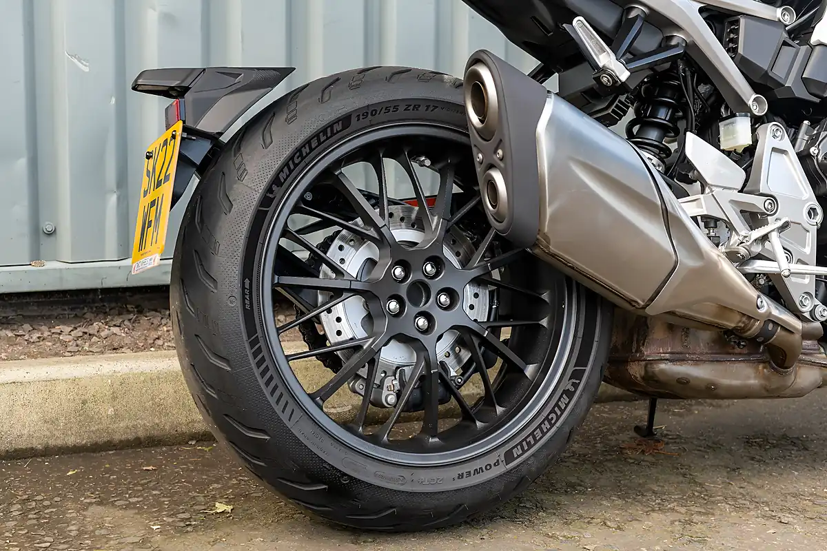 Used 2022 Honda CB1000R Nea Sports Cafe Grey - Interior and Exterior details 12