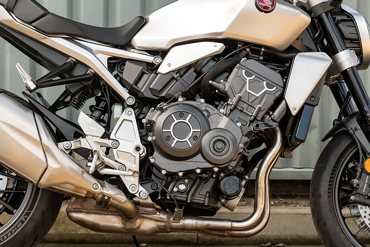 Used 2022 Honda CB1000R Nea Sports Cafe Grey - Interior and Exterior details 13