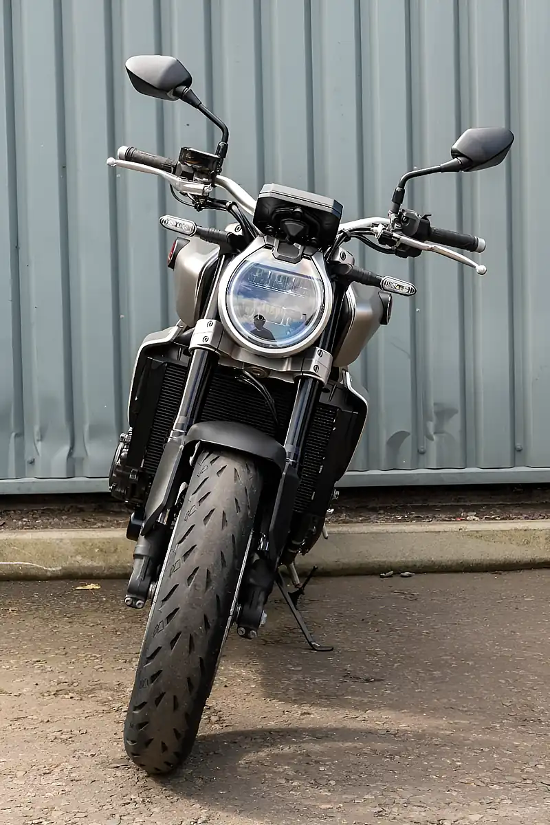 Used 2022 Honda CB1000R Nea Sports Cafe Grey - Interior and Exterior details 3