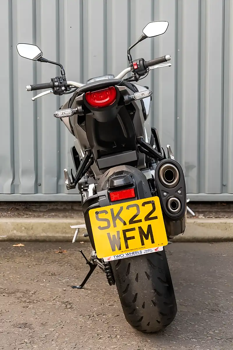 Used 2022 Honda CB1000R Nea Sports Cafe Grey - Interior and Exterior details 7