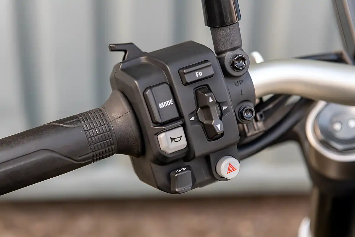 Used 2022 Honda CB1000R Nea Sports Cafe Grey - Interior and Exterior details 9
