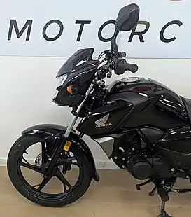 Used 2022 Honda CB125F Black - Interior and Exterior details 11