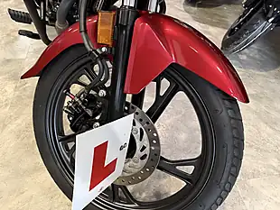 Used 2022 Honda CB125F Red - Interior and Exterior details 7