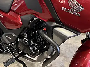 Used 2022 Honda CB125F Red - Interior and Exterior details 8