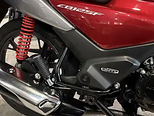 Used 2022 Honda CB125F Red - Interior and Exterior details 9