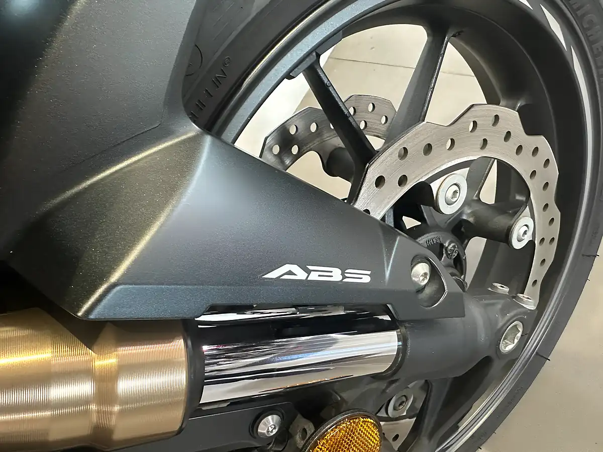 Used 2022 Honda Cbr 500R Black - Interior and Exterior details 13