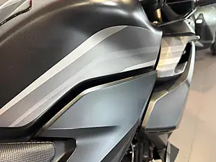 Used 2022 Honda Cbr 500R Black - Interior and Exterior details 15