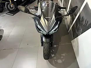 Used 2022 Honda Cbr 500R Black - Interior and Exterior details 19