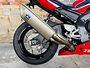 Used 2022 Honda CBR1000RR-R Fireblade Sp Sp Red - Interior and Exterior details 10