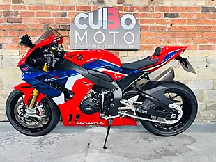 Used 2022 Honda CBR1000RR-R Fireblade Sp Sp Red - Interior and Exterior details 11