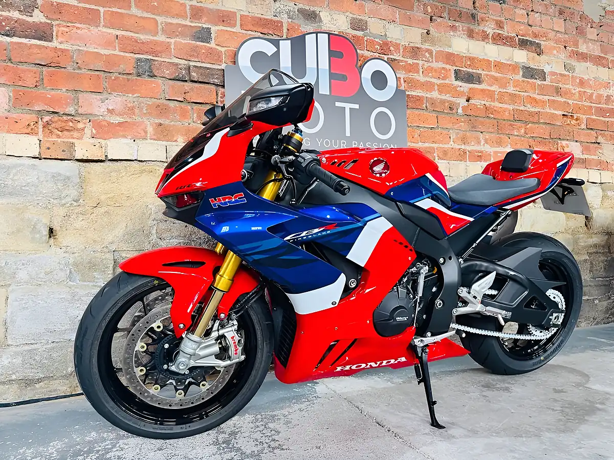 Used 2022 Honda CBR1000RR-R Fireblade Sp Sp Red - Interior and Exterior details 12