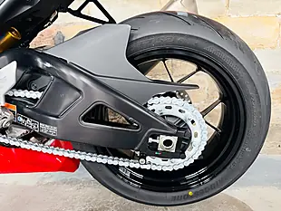 Used 2022 Honda CBR1000RR-R Fireblade Sp Sp Red - Interior and Exterior details 17