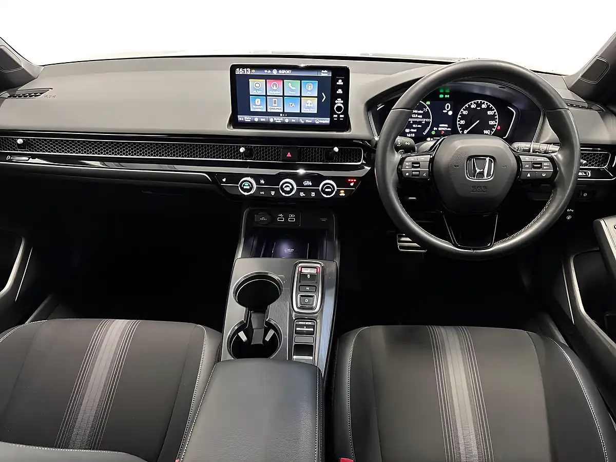 Used 2022 Honda Civic Sport White - Interior and Exterior details 10