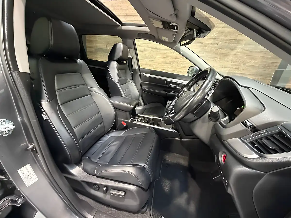 Used 2022 Honda Cr-V Ex Grey - Interior and Exterior details 8
