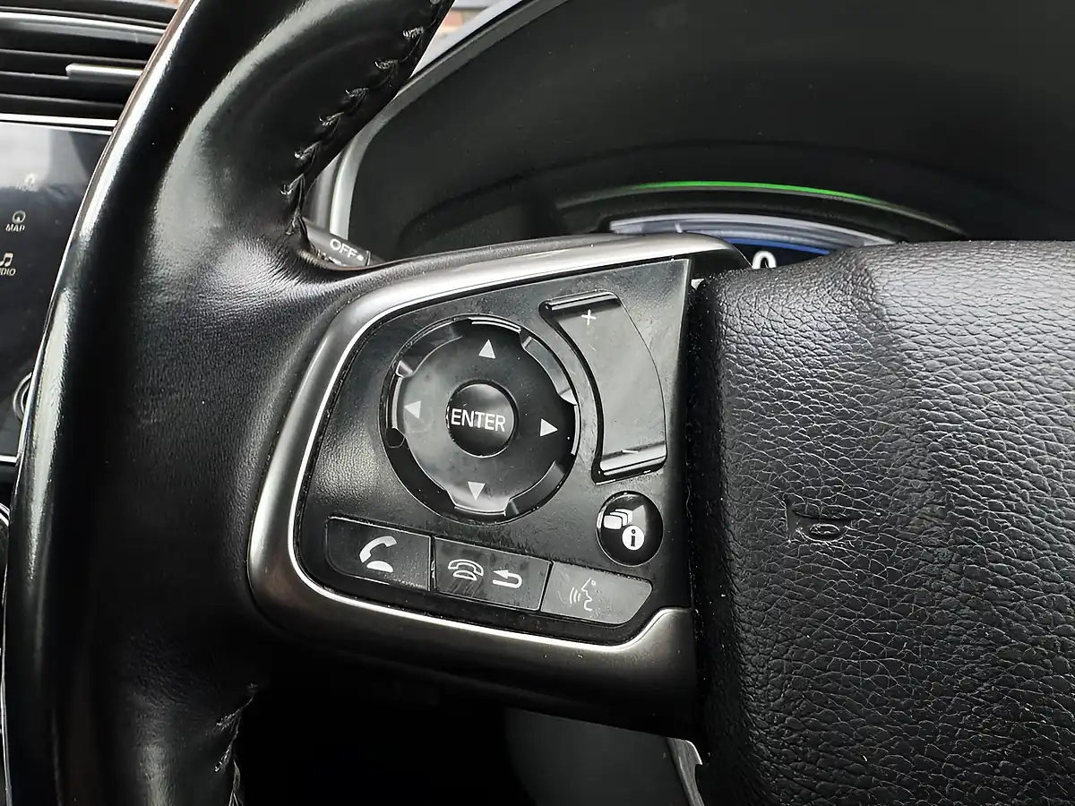 Used 2022 Honda Cr-V Se Silver - Interior and Exterior details 9