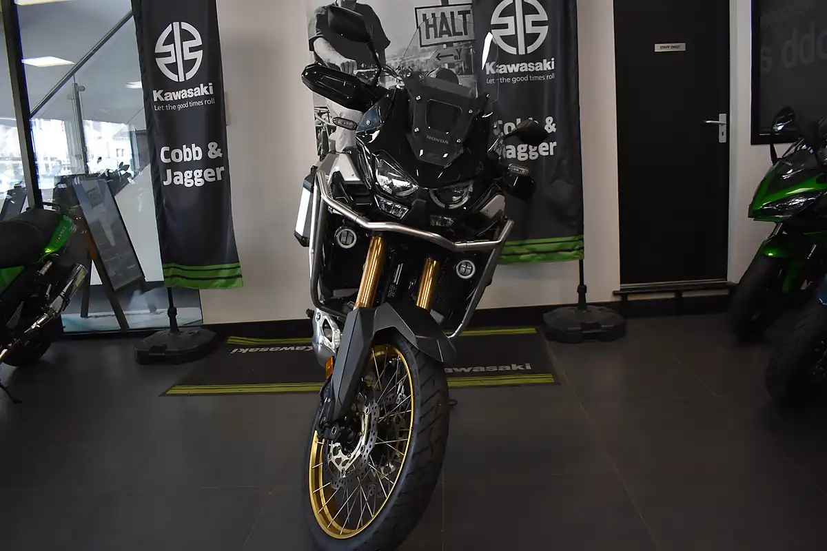 Used 2022 Honda CRF1100L Africa Twin Adventure Sports Es Black - Interior and Exterior details 10