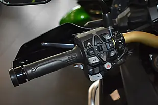 Used 2022 Honda CRF1100L Africa Twin Adventure Sports Es Black - Interior and Exterior details 14