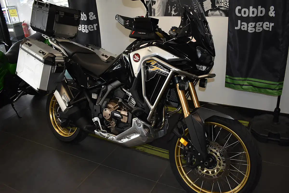 Used 2022 Honda CRF1100L Africa Twin Adventure Sports Es Black - Interior and Exterior details 3