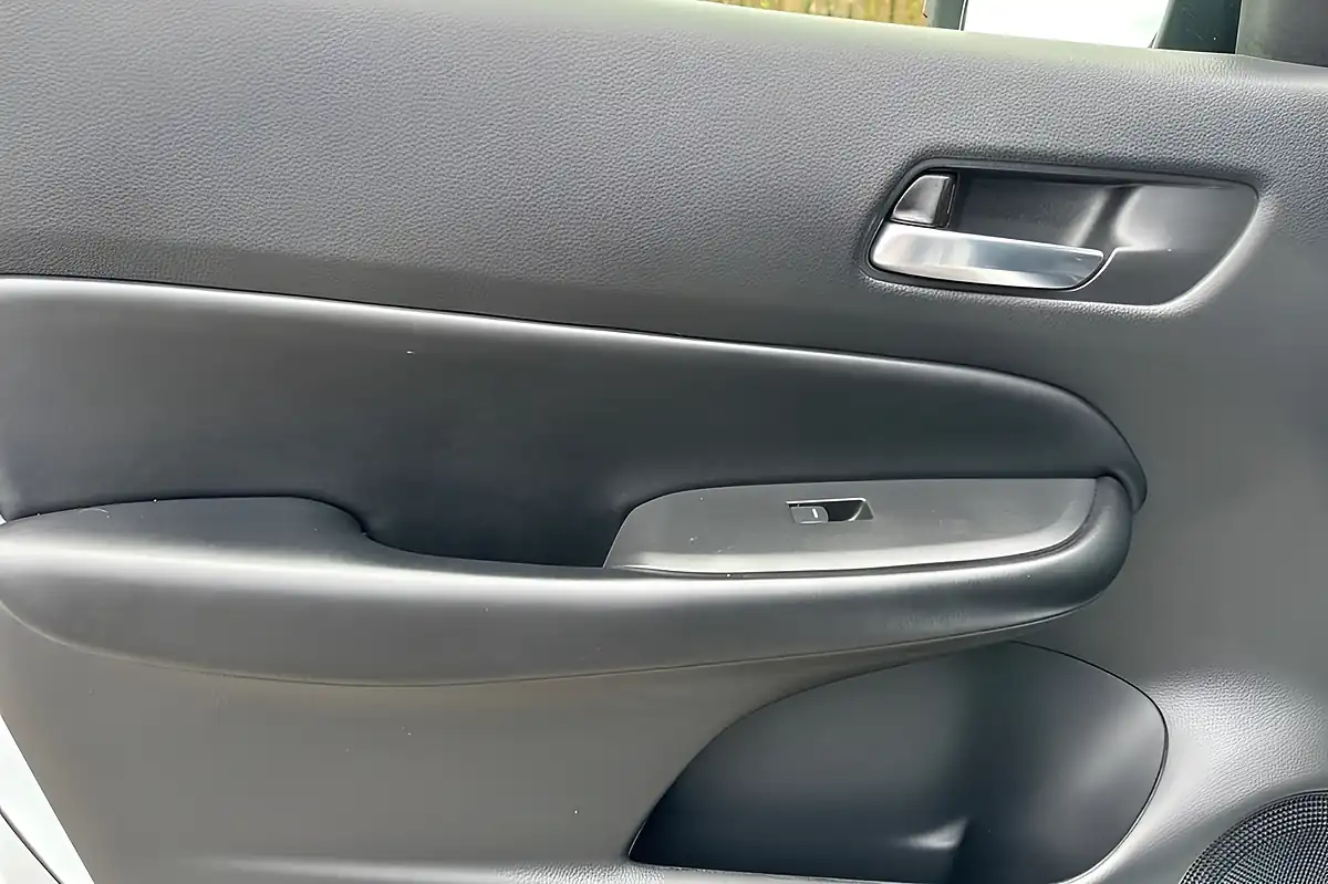 Used 2022 Honda Jazz Ex White - Interior and Exterior details 13