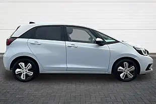 Used 2022 Honda Jazz Ex White - Interior and Exterior details 2