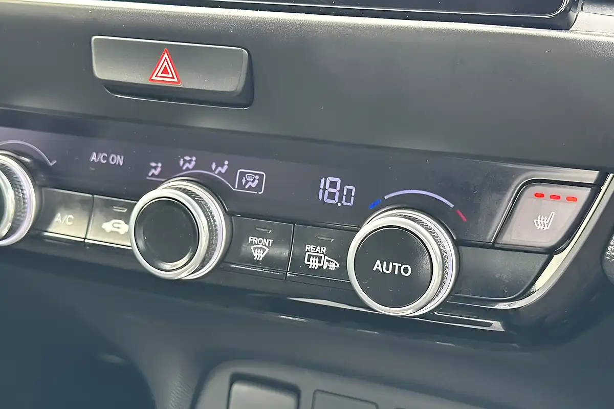 Used 2022 Honda Jazz Ex White - Interior and Exterior details 20