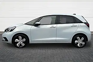 Used 2022 Honda Jazz Ex White - Interior and Exterior details 6