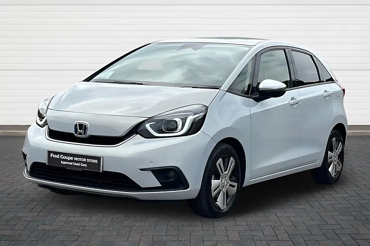 Used 2022 Honda Jazz Ex White - Interior and Exterior details 7