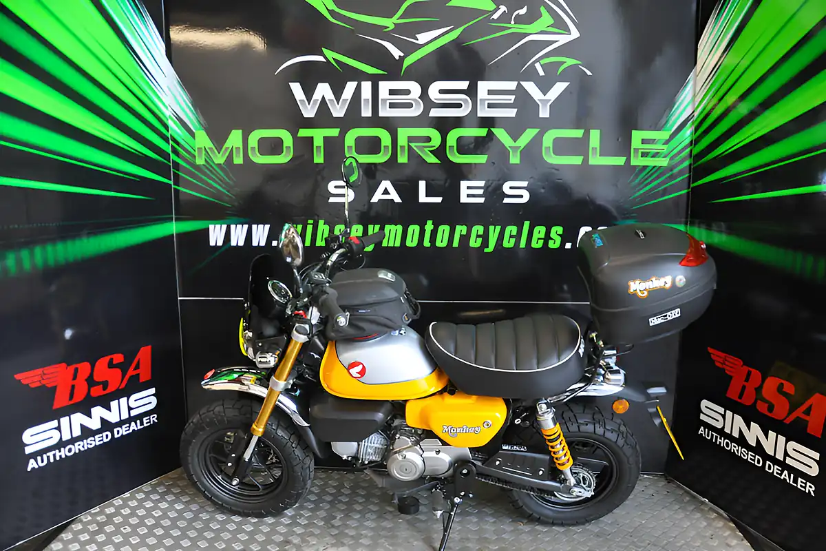Used 2022 Honda Monkey Yellow - Interior and Exterior details 14