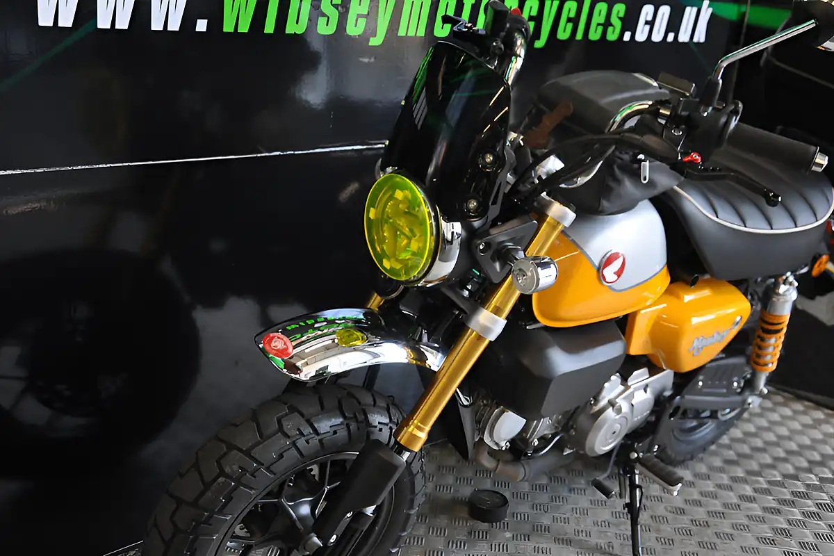 Used 2022 Honda Monkey Yellow - Interior and Exterior details 16