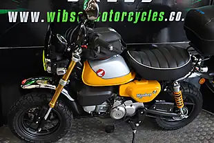 Used 2022 Honda Monkey Yellow - Interior and Exterior details 18