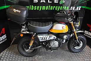 Used 2022 Honda Monkey Yellow - Interior and Exterior details 6