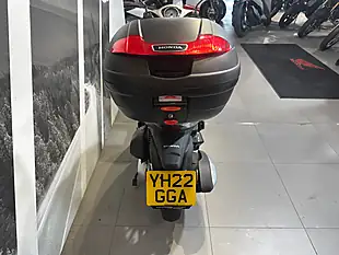 Used 2022 Honda SH125 Silver Metallic - Interior and Exterior details 11