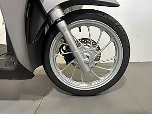 Used 2022 Honda SH125 Silver Metallic - Interior and Exterior details 9