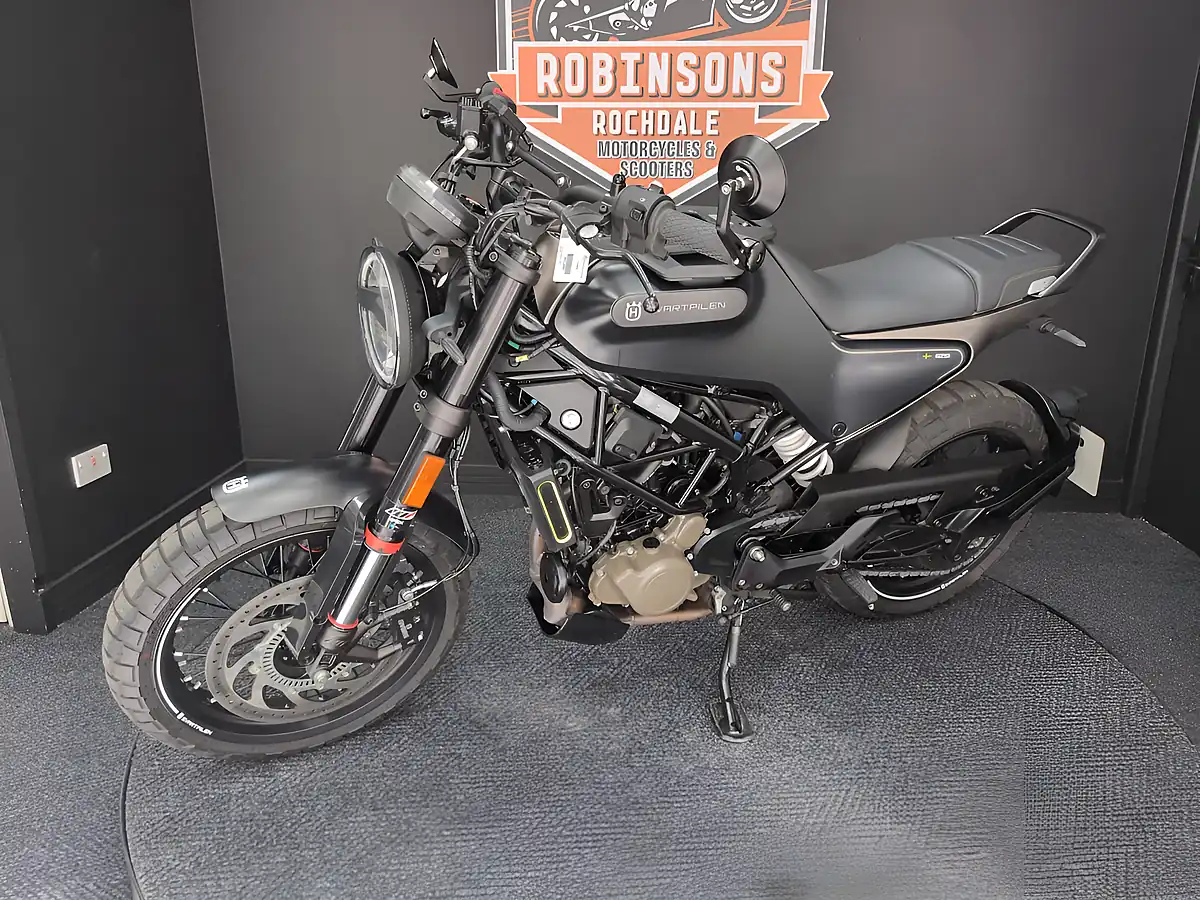 Used 2022 Husqvarna Svartpilen - Interior and Exterior details 4