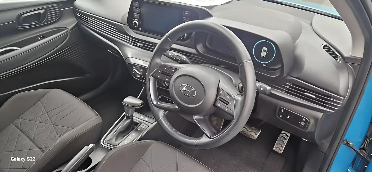 Used 2022 Hyundai Bayon Se Connect Blue - Interior and Exterior details 11