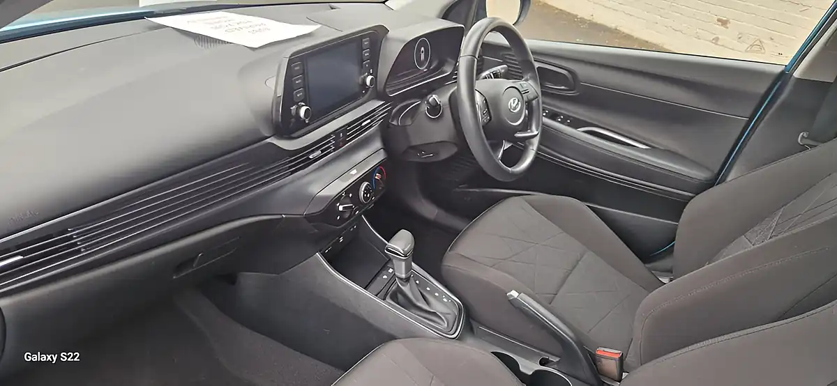 Used 2022 Hyundai Bayon Se Connect Blue - Interior and Exterior details 13