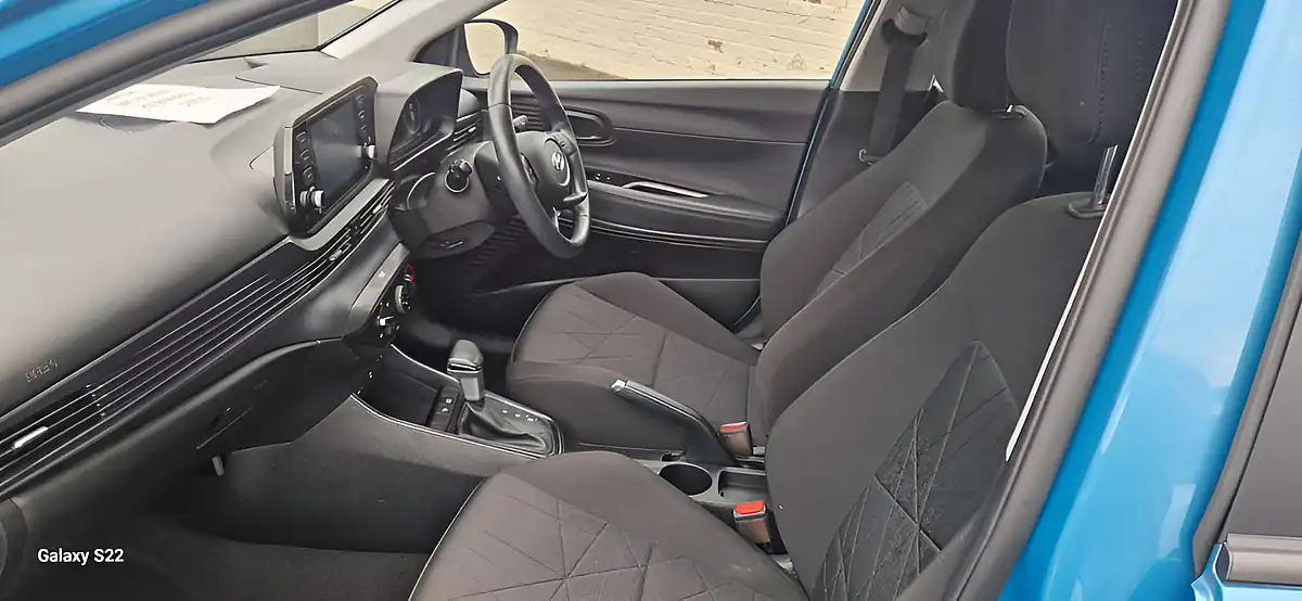 Used 2022 Hyundai Bayon Se Connect Blue - Interior and Exterior details 15