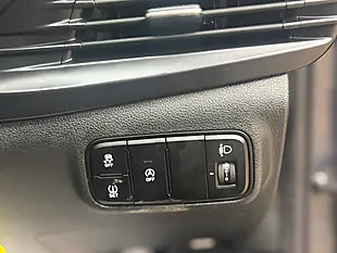 Used 2022 Hyundai Bayon Se Connect Grey - Interior and Exterior details 17