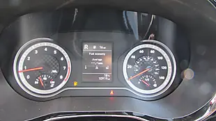 Used 2022 Hyundai I10 Se Connect Silver - Interior and Exterior details 12