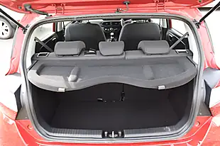 Used 2022 Hyundai I10 Se Dragon Red - Interior and Exterior details 15
