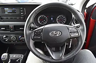 Used 2022 Hyundai I10 Se Dragon Red - Interior and Exterior details 16