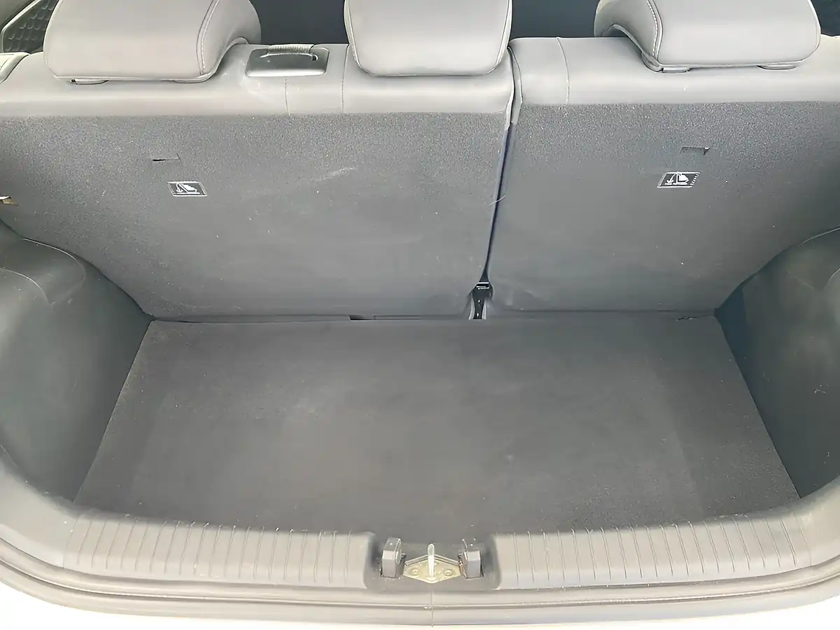 Used 2022 Hyundai I10 Se Grey - Interior and Exterior details 11