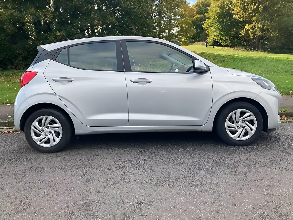 Used 2022 Hyundai I10 Se Grey - Interior and Exterior details 2