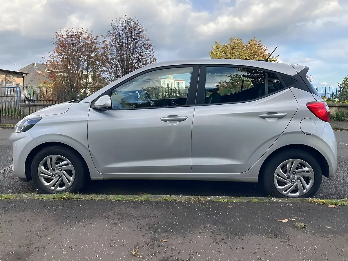 Used 2022 Hyundai I10 Se Grey - Interior and Exterior details 6